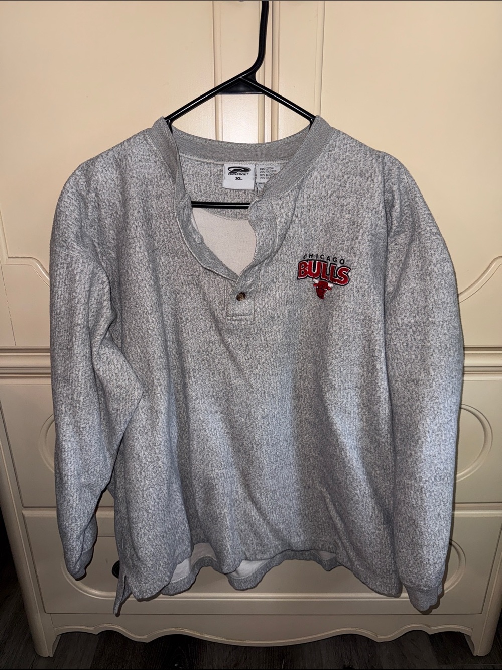 Pro Edge Chicago Bulls Gray Crewneck Pullover
